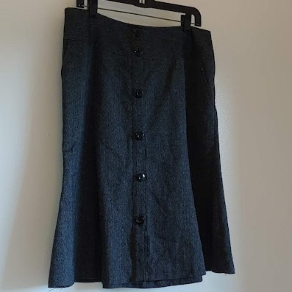 Larry Levine Herringbone Button Skit Sz. 12 Grey